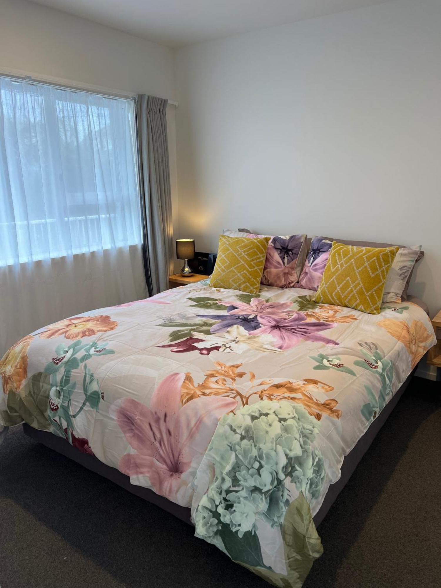 Russell Apartment - Unit 1 Ngoại thất bức ảnh